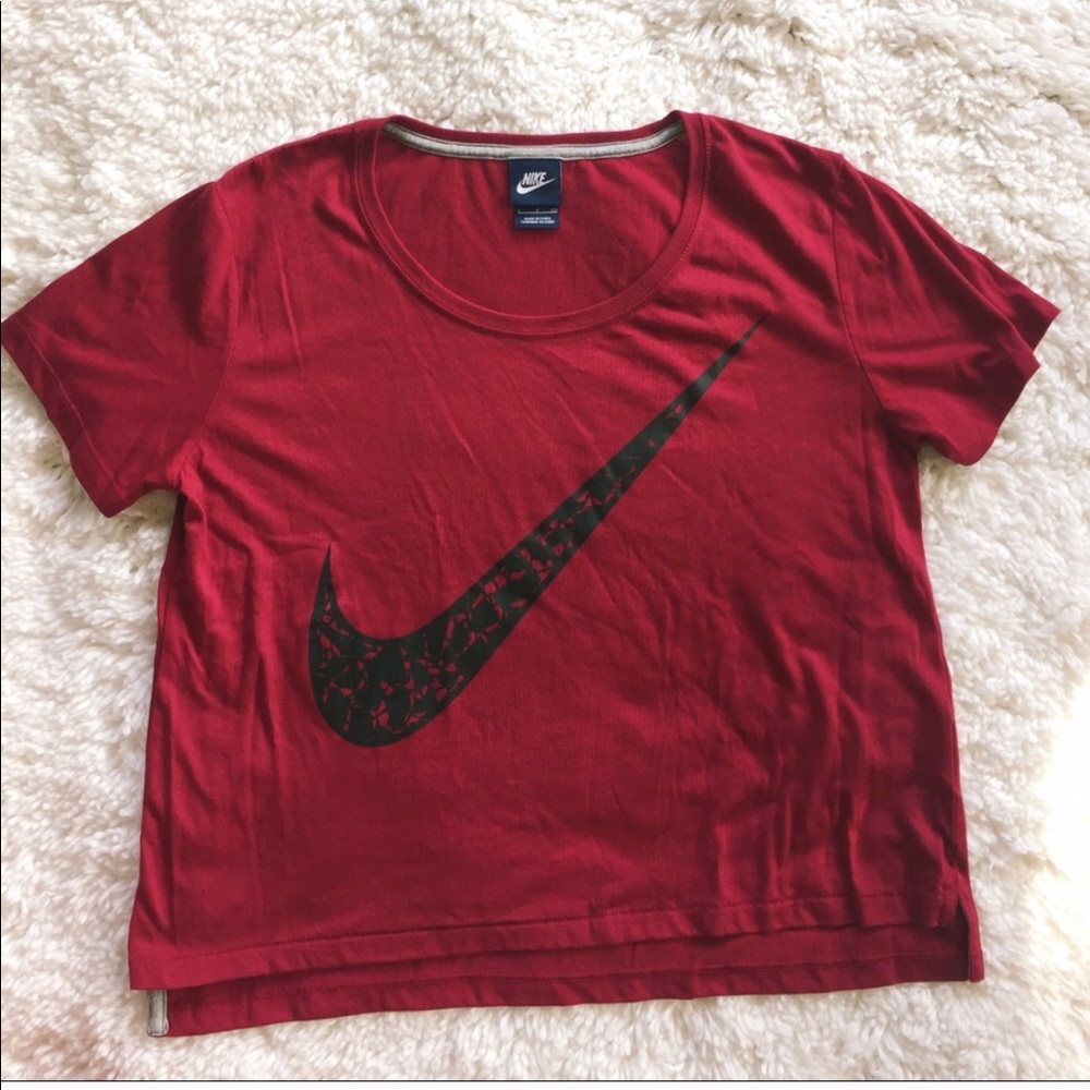 NIKE crop top